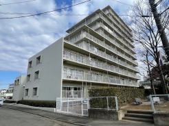 こちらのマンションは、全123戸のコミュニティです。
