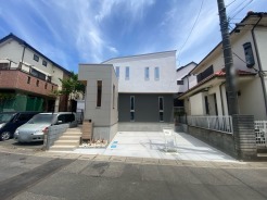 ウェブや資料からでは得られないヒントがたくさん見つかる完成物件です。

