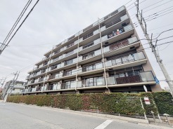 売主様ご退居済み。お気兼ねなくご見学いただけます。ごゆっくりどうぞ。
