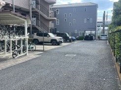 敷地内駐車場