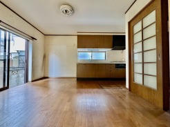 １階LDK。家族が自然に集りそうな広さが魅力のＬＤＫ。
