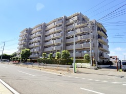 大和田駅徒歩７分の近さ。 忙しい朝が助かる立地、 暮らしにゆとりが生まれます。
