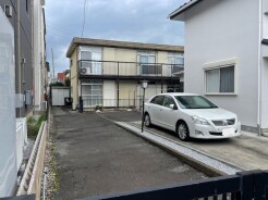 奥まった敷地延長ならでは。視線は少なく、自分のプライベートな空間を楽しめます。
