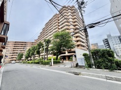 北大宮駅徒歩６分の近さ。 忙しい朝が助かる立地、 暮らしにゆとりが生まれます。
