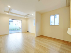 家族が自然に集りそうな広さが魅力のＬＤＫ。
