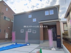 越谷市弥栄町１丁目