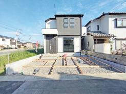 閑静な住宅地で、小さなお子様がいるご家族にも安心。
