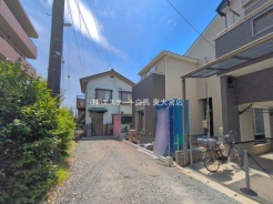 越谷市赤山町２丁目