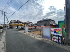 閑静な住宅地で、小さなお子様がいるご家族にも安心。
