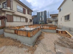 越谷市東大沢３丁目