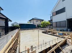 閑静な住宅地で、小さなお子様がいるご家族にも安心。
