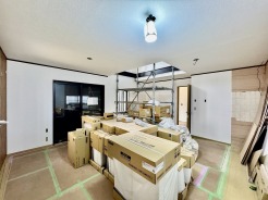 リフォーム工事中。リビング空間にこだわりたい方に、見ていただきたい住宅です。

