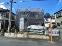 閑静な住宅地で、小さなお子様がいるご家族にも安心。
