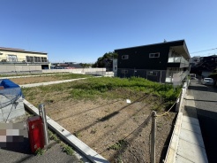 1号地 五感で感じる、現地でしかわからない事も沢山ございます。周辺環境なども一緒にご案内いたしますのでお気軽にお問合せください。
