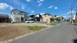 東南角地で陽当たり確保できます。