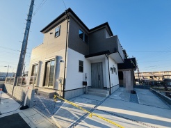 3号棟 五感で感じる、現地でしかわからない事も沢山ございます。周辺環境なども一緒にご案内いたしますのでお気軽にお問合せください。
