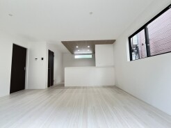 夕食の時間。家族、友人、両親、親戚との会話がより料理を美味しくしてくれる。あっという間に時間が過ぎてしまう居心地の良さは、普段はほっとする空間としてここにあります。
