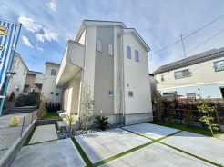 B号棟 五感で感じる、現地でしかわからない事も沢山ございます。周辺環境なども一緒にご案内いたしますのでお気軽にお問合せください。
