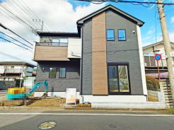 2号棟 完成物件だから、引っ越したあとの配置や動線も分かりやすい。
