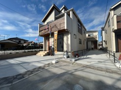 五感で感じる、現地でしかわからない事も沢山ございます。周辺環境なども一緒にご案内いたしますのでお気軽にお問合せください。
