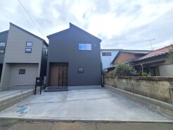 五感で感じる、現地でしかわからない事も沢山ございます。周辺環境なども一緒にご案内いたしますのでお気軽にお問合せください。
