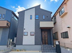 1号棟 五感で感じる、現地でしかわからない事も沢山ございます。周辺環境なども一緒にご案内いたしますのでお気軽にお問合せください。
