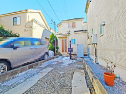 五感で感じる、現地でしかわからない事も沢山ございます。周辺環境なども一緒にご案内いたしますのでお気軽にお問合せください。
