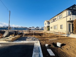 E号棟 穏やかな日差しが心地よく、ゆったりと時が流れる心地よさ
