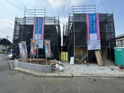 南側が開けている為、たくさん光が入り明るいです。