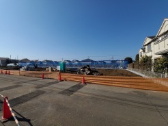 五感で感じる、現地でしかわからない事も沢山ございます。周辺環境なども一緒にご案内いたしますのでお気軽にお問合せください。
