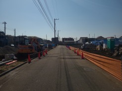 6m幅員の道路に面しておりお車の運転が苦手な方でも安心して出入りいただけます。
