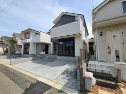 完成物件だから、引っ越したあとの配置や動線も分かりやすい。
