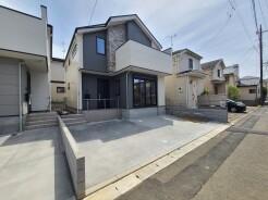 2号棟 完成物件だから、引っ越したあとの配置や動線も分かりやすい。
