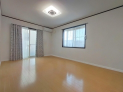 夕食の時間。家族、友人、両親、親戚との会話がより料理を美味しくしてくれる。あっという間に時間が過ぎてしまう居心地の良さは、普段はほっとする空間としてここにあります。
After Image 