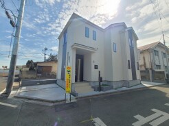 A号棟 五感で感じる、現地でしかわからない事も沢山ございます。周辺環境なども一緒にご案内いたしますのでお気軽にお問合せください。
