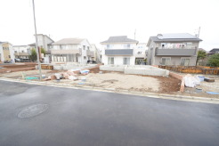 五感で感じる、現地でしかわからない事も沢山ございます。周辺環境なども一緒にご案内いたしますのでお気軽にお問合せください。

