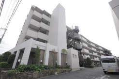 五感で感じる、現地でしかわからない事も沢山ございます。周辺環境なども一緒にご案内いたしますのでお気軽にお問合せください。
