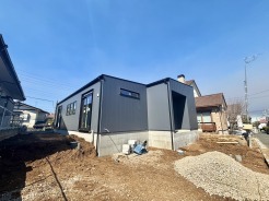 『下山口駅』徒歩9分のアクセスです。室内の見学も出来ますのでお気軽にお問合せ下さい。