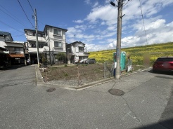 1号棟 五感で感じる、現地でしかわからない事も沢山ございます。周辺環境なども一緒にご案内いたしますのでお気軽にお問合せください。
