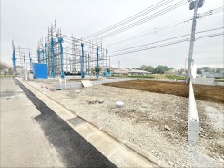 五感で感じる、現地でしかわからない事も沢山ございます。周辺環境なども一緒にご案内いたしますのでお気軽にお問合せください。
