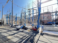 五感で感じる、現地でしかわからない事も沢山ございます。周辺環境なども一緒にご案内いたしますのでお気軽にお問合せください。
