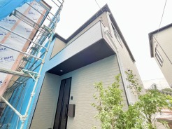 5号棟 五感で感じる、現地でしかわからない事も沢山ございます。周辺環境なども一緒にご案内いたしますのでお気軽にお問合せください。

