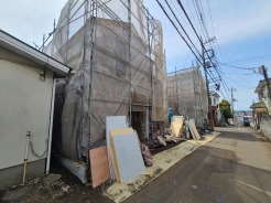 ２号棟
五感で感じる、現地でしかわからない事も沢山ございます。周辺環境なども一緒にご案内いたしますのでお気軽にお問合せください。
