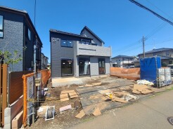 五感で感じる、現地でしかわからない事も沢山ございます。周辺環境なども一緒にご案内いたしますのでお気軽にお問合せください。
