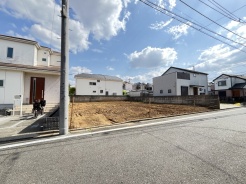五感で感じる、現地でしかわからない事も沢山ございます。周辺環境なども一緒にご案内いたしますのでお気軽にお問合せください。
