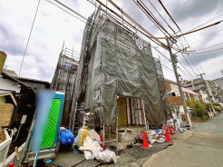 五感で感じる、現地でしかわからない事も沢山ございます。周辺環境なども一緒にご案内いたしますのでお気軽にお問合せください。
