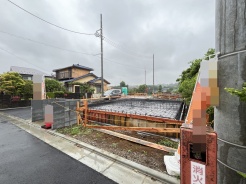 窓から眺める風景は一日の疲れを癒すヒーリングを奏でる、心地の良い時間を演出してくれます。室内も重要ですが、周りの環境もマイホーム選びの大事なポイント
