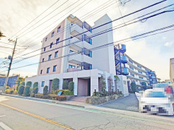 五感で感じる、現地でしかわからない事も沢山ございます。周辺環境なども一緒にご案内いたしますのでお気軽にお問合せください。
