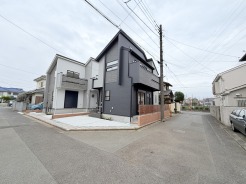 五感で感じる、現地でしかわからない事も沢山ございます。周辺環境なども一緒にご案内いたしますのでお気軽にお問合せください。