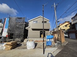 13号棟 五感で感じる、現地でしかわからない事も沢山ございます。周辺環境なども一緒にご案内いたしますのでお気軽にお問合せください。